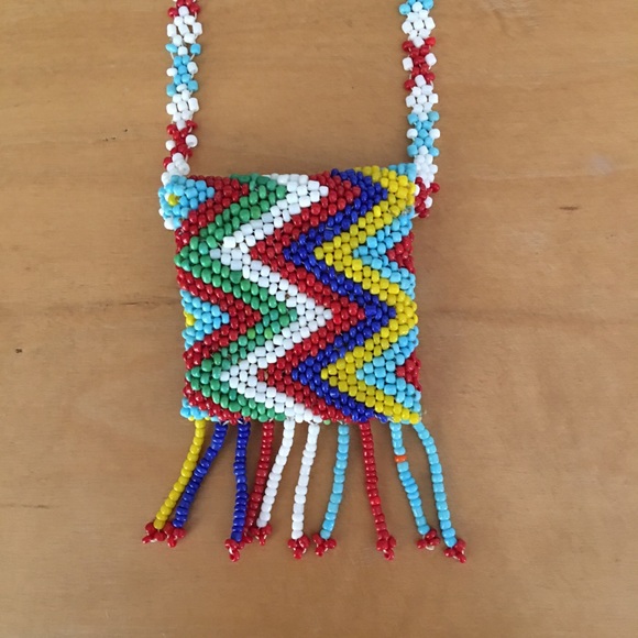 Native American Beaded Medicine Bag Pouch Necklace - Picture 6 of 6